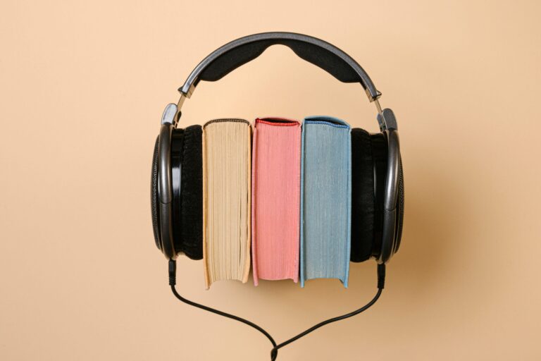 The Audiobook Experiment: How I Consumed 10 Books in 3 Months Without Sitting Still